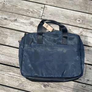 American eagle camo bag